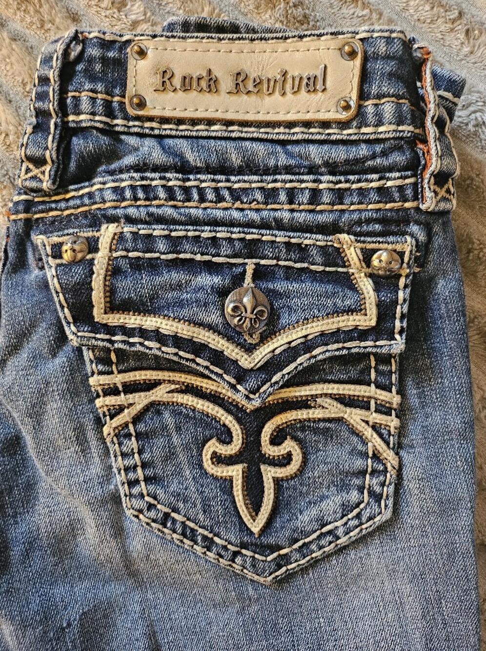 Rock Revival NEVER WORN jeans Size 28 Kelly